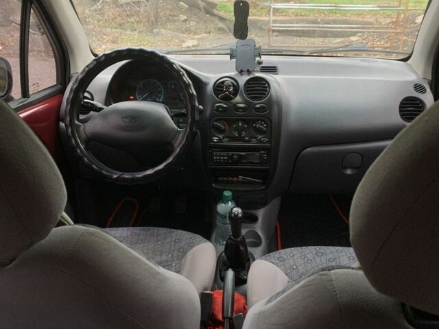 Красный Дэу Матиз, объемом двигателя 0.8 л и пробегом 88 тыс. км за 2800 $, фото 2 на Automoto.ua