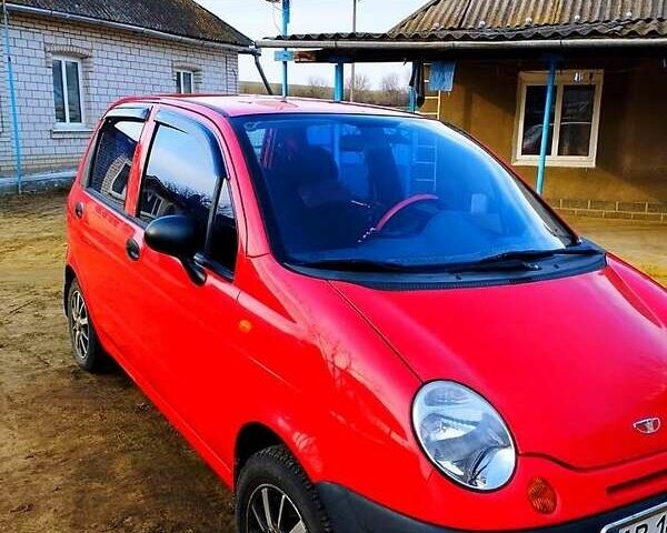 Красный Дэу Матиз, объемом двигателя 0.8 л и пробегом 80 тыс. км за 3500 $, фото 2 на Automoto.ua