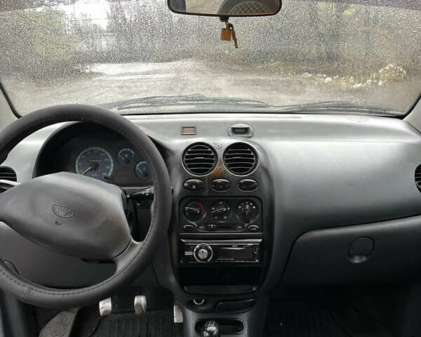 Червоний Деу Матіз, об'ємом двигуна 0.8 л та пробігом 177 тис. км за 1700 $, фото 5 на Automoto.ua