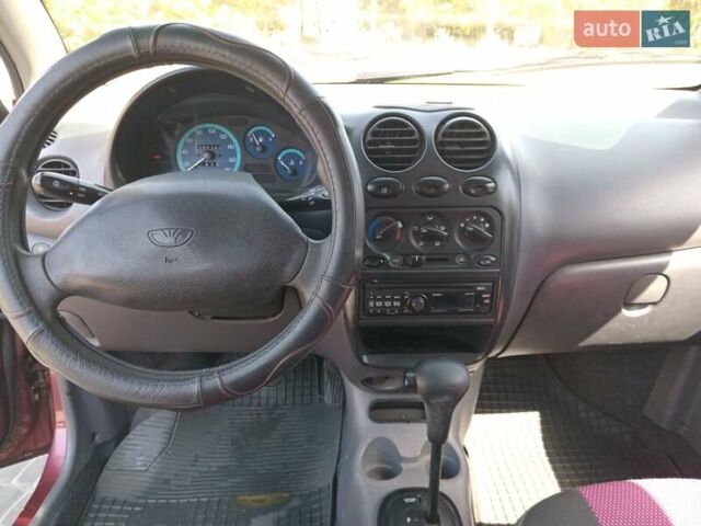 Червоний Деу Матіз, об'ємом двигуна 0.8 л та пробігом 130 тис. км за 3999 $, фото 12 на Automoto.ua