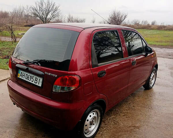 Красный Дэу Матиз, объемом двигателя 0.8 л и пробегом 24 тыс. км за 4000 $, фото 2 на Automoto.ua