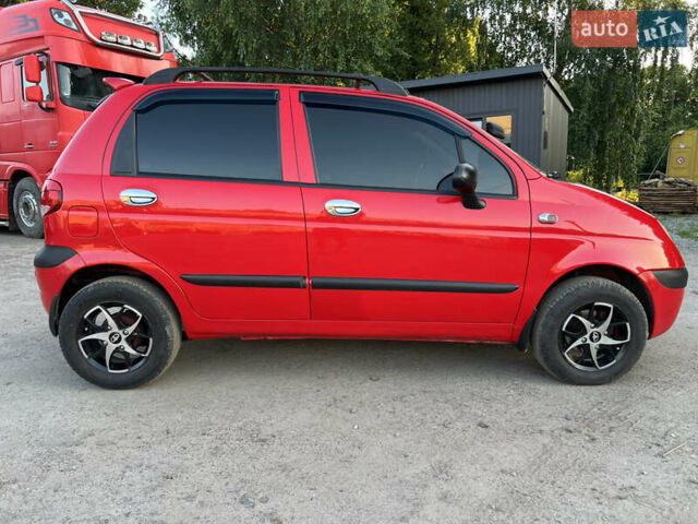 Красный Дэу Матиз, объемом двигателя 0.8 л и пробегом 160 тыс. км за 2700 $, фото 8 на Automoto.ua