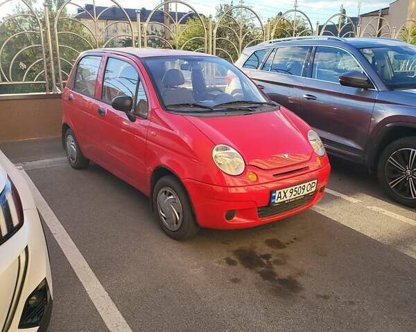 Красный Дэу Матиз, объемом двигателя 0.8 л и пробегом 100 тыс. км за 1999 $, фото 2 на Automoto.ua