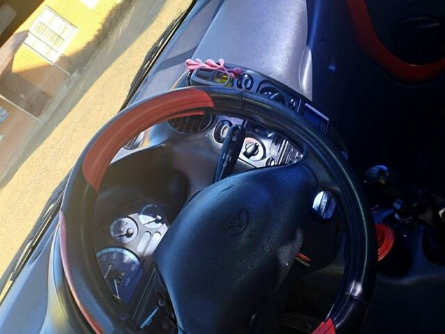 Красный Дэу Матиз, объемом двигателя 0.8 л и пробегом 80 тыс. км за 3500 $, фото 5 на Automoto.ua