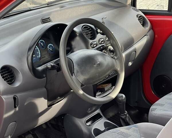 Червоний Деу Матіз, об'ємом двигуна 0.8 л та пробігом 22 тис. км за 2600 $, фото 11 на Automoto.ua