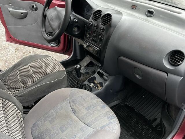 Червоний Деу Матіз, об'ємом двигуна 0.8 л та пробігом 177 тис. км за 1700 $, фото 6 на Automoto.ua