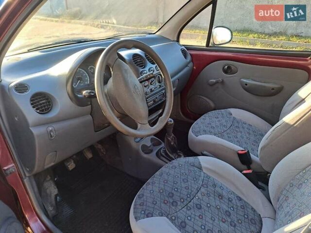 Червоний Деу Матіз, об'ємом двигуна 0.8 л та пробігом 137 тис. км за 2300 $, фото 6 на Automoto.ua