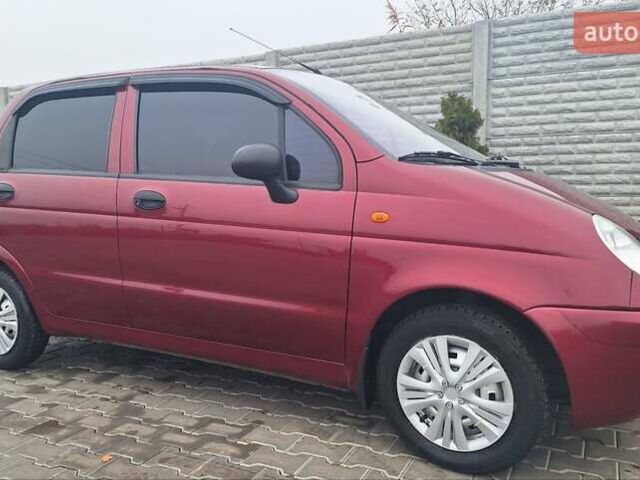 Красный Дэу Матиз, объемом двигателя 0.8 л и пробегом 58 тыс. км за 3200 $, фото 1 на Automoto.ua