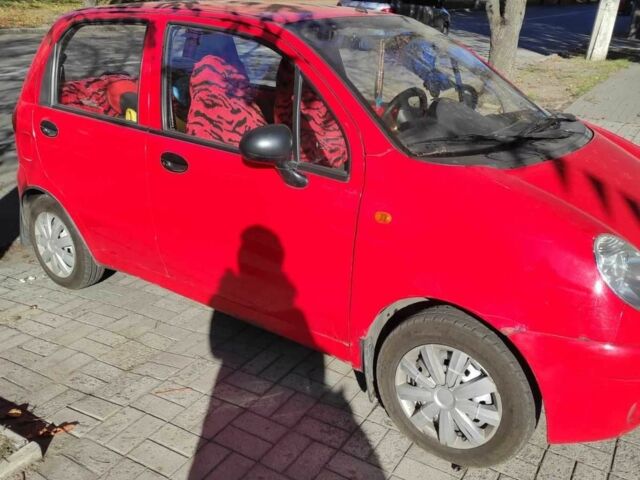 Дэу Матиз 2012 в Павлограде на Automoto.ua Красный Дэу Матиз, объемом двигателя 0.8 л и пробегом 120 тыс. км за 2000 $, фото 1 на Automoto.ua