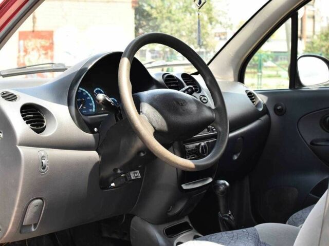 Красный Дэу Матиз, объемом двигателя 0.8 л и пробегом 93 тыс. км за 2950 $, фото 7 на Automoto.ua