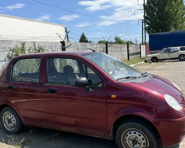 Красный Дэу Матиз, объемом двигателя 0.8 л и пробегом 160 тыс. км за 1580 $, фото 4 на Automoto.ua