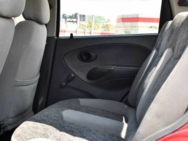 Красный Дэу Матиз, объемом двигателя 0.8 л и пробегом 93 тыс. км за 2950 $, фото 18 на Automoto.ua