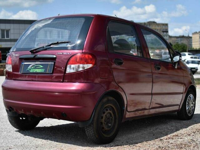 Красный Дэу Матиз, объемом двигателя 0.8 л и пробегом 93 тыс. км за 2950 $, фото 2 на Automoto.ua