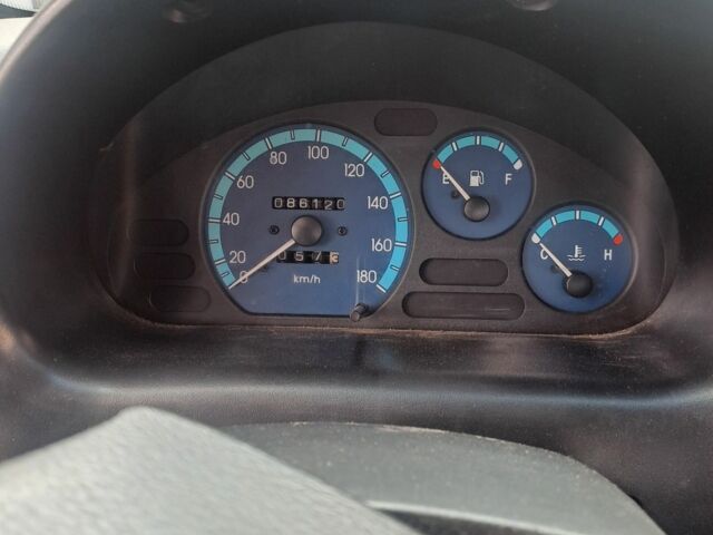 Червоний Деу Матіз, об'ємом двигуна 0.8 л та пробігом 86 тис. км за 3994 $, фото 3 на Automoto.ua