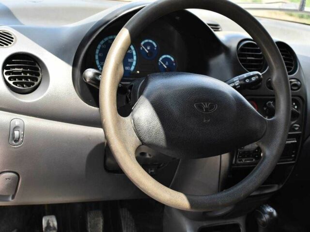 Красный Дэу Матиз, объемом двигателя 0.8 л и пробегом 93 тыс. км за 2950 $, фото 6 на Automoto.ua