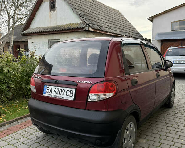 Червоний Деу Матіз, об'ємом двигуна 0.8 л та пробігом 107 тис. км за 2000 $, фото 18 на Automoto.ua