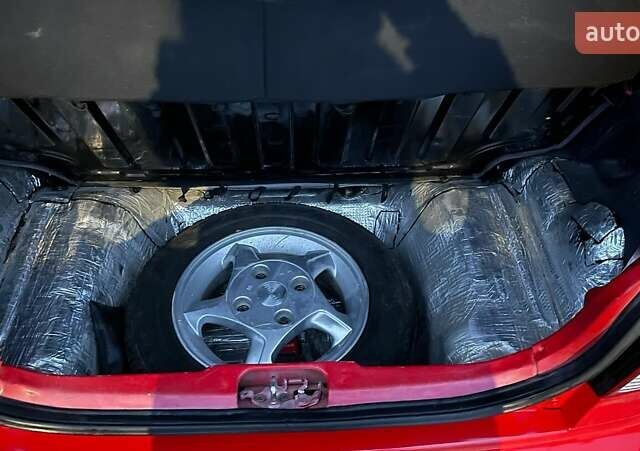 Деу Матіз 2013 у Песчанке на Automoto.ua Червоний Деу Матіз, об'ємом двигуна 0.8 л та пробігом 150 тис. км за 3200 $, фото 18 на Automoto.ua