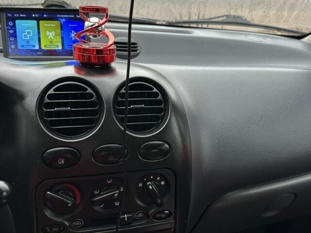 Красный Дэу Матиз, объемом двигателя 0.8 л и пробегом 46 тыс. км за 3309 $, фото 5 на Automoto.ua