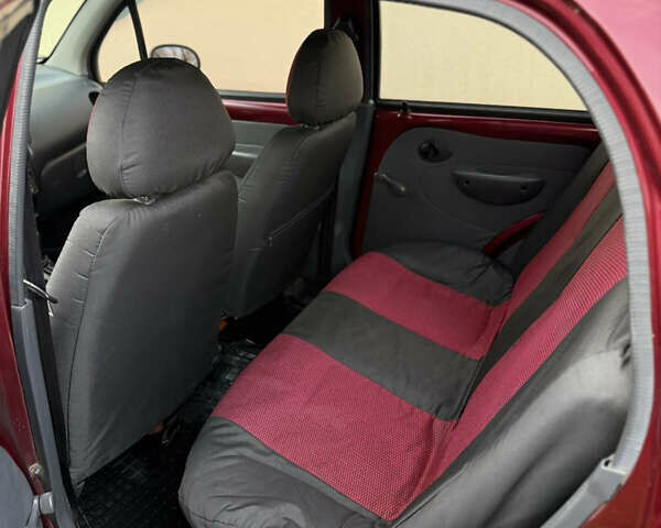 Червоний Деу Матіз, об'ємом двигуна 0.8 л та пробігом 107 тис. км за 2000 $, фото 23 на Automoto.ua