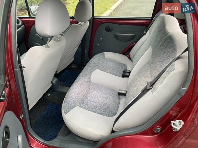 Червоний Деу Матіз, об'ємом двигуна 0.8 л та пробігом 88 тис. км за 2100 $, фото 13 на Automoto.ua