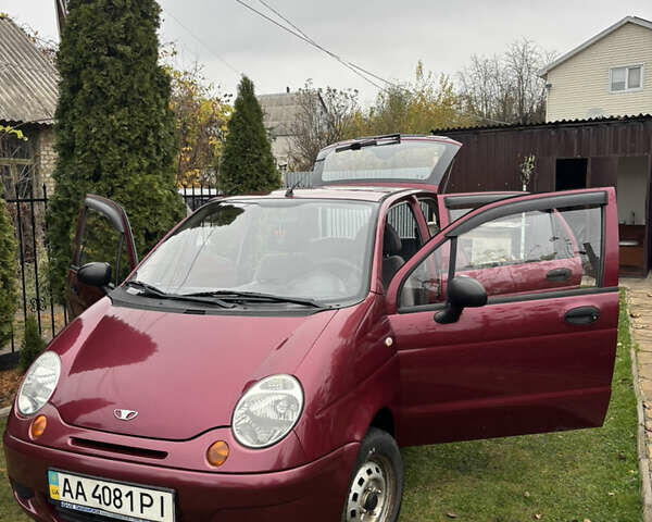 Красный Дэу Матиз, объемом двигателя 0.8 л и пробегом 91 тыс. км за 1900 $, фото 2 на Automoto.ua