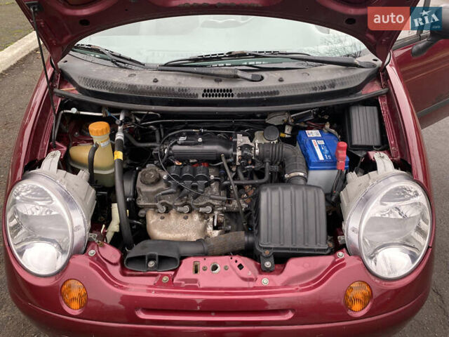 Червоний Деу Матіз, об'ємом двигуна 0.8 л та пробігом 88 тис. км за 2100 $, фото 12 на Automoto.ua