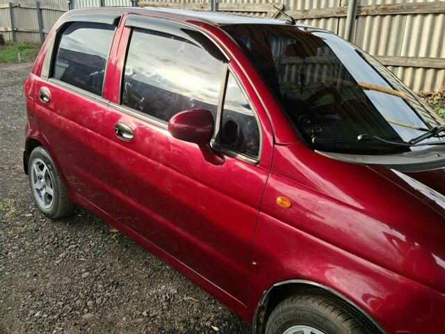 Червоний Деу Матіз, об'ємом двигуна 0.8 л та пробігом 111 тис. км за 3472 $, фото 1 на Automoto.ua