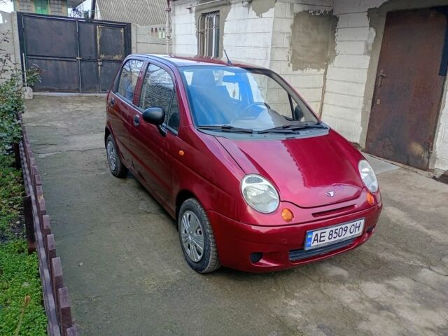 Красный Дэу Матиз, объемом двигателя 8 л и пробегом 60 тыс. км за 2500 $, фото 1 на Automoto.ua