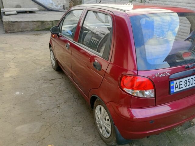 Красный Дэу Матиз, объемом двигателя 8 л и пробегом 60 тыс. км за 2500 $, фото 6 на Automoto.ua
