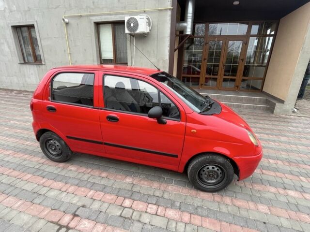 Красный Дэу Матиз, объемом двигателя 0.8 л и пробегом 129 тыс. км за 2650 $, фото 2 на Automoto.ua