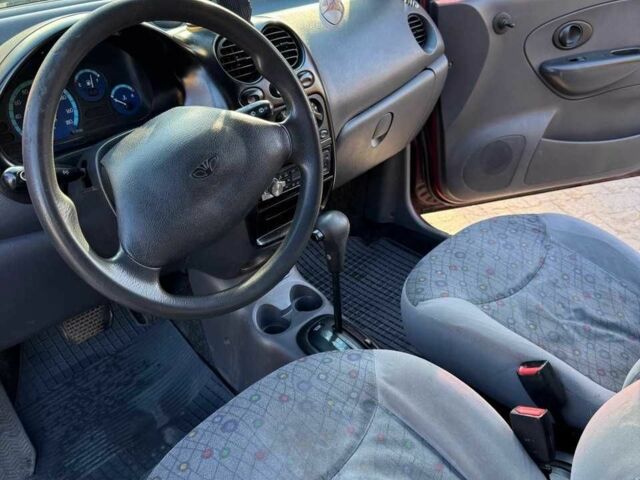 Красный Дэу Матиз, объемом двигателя 0.8 л и пробегом 140 тыс. км за 2800 $, фото 6 на Automoto.ua
