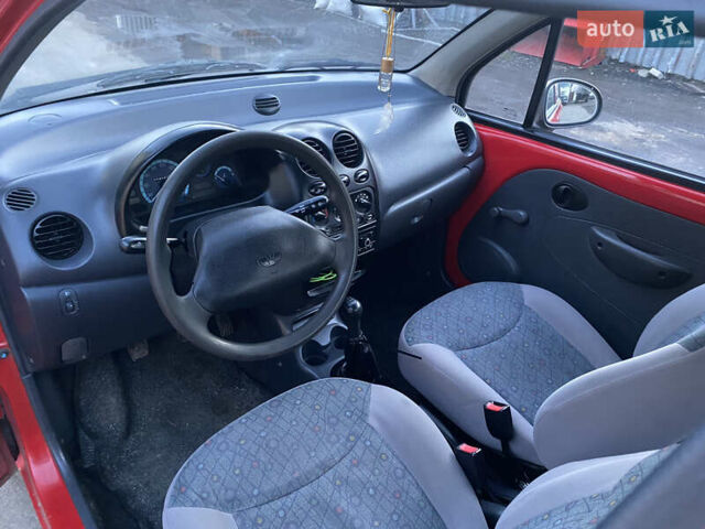 Красный Дэу Матиз, объемом двигателя 0.8 л и пробегом 113 тыс. км за 2300 $, фото 10 на Automoto.ua
