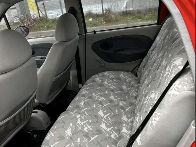 Красный Дэу Матиз, объемом двигателя 1.1 л и пробегом 90 тыс. км за 1950 $, фото 5 на Automoto.ua