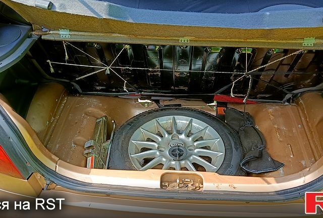 Деу Матіз, об'ємом двигуна 0.8 л та пробігом 158 тис. км за 2000 $, фото 4 на Automoto.ua