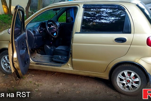 Дэу Матиз, объемом двигателя 0.8 л и пробегом 220 тыс. км за 2000 $, фото 4 на Automoto.ua