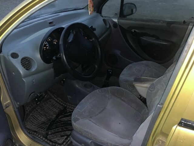 Жовтий Деу Матіз, об'ємом двигуна 0.8 л та пробігом 200 тис. км за 1585 $, фото 5 на Automoto.ua