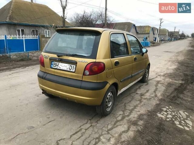 Желтый Дэу Матиз, объемом двигателя 1 л и пробегом 213 тыс. км за 1500 $, фото 6 на Automoto.ua