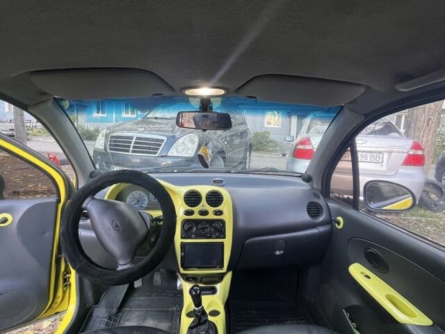 Жовтий Деу Матіз, об'ємом двигуна 0.8 л та пробігом 174 тис. км за 2600 $, фото 5 на Automoto.ua