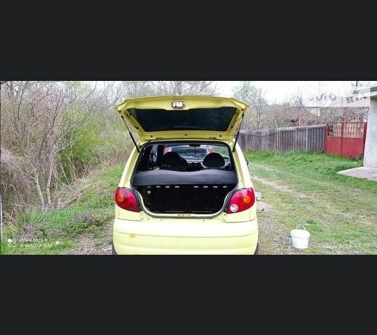 Жовтий Деу Матіз, об'ємом двигуна 0.8 л та пробігом 145 тис. км за 2300 $, фото 7 на Automoto.ua