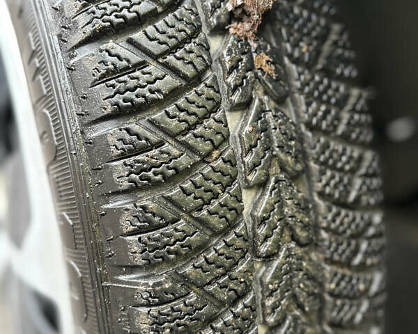 Жовтий Деу Матіз, об'ємом двигуна 0.77 л та пробігом 186 тис. км за 2400 $, фото 21 на Automoto.ua