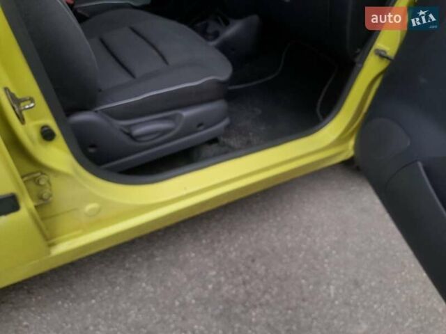 Желтый Дэу Матиз, объемом двигателя 0.8 л и пробегом 138 тыс. км за 2800 $, фото 21 на Automoto.ua