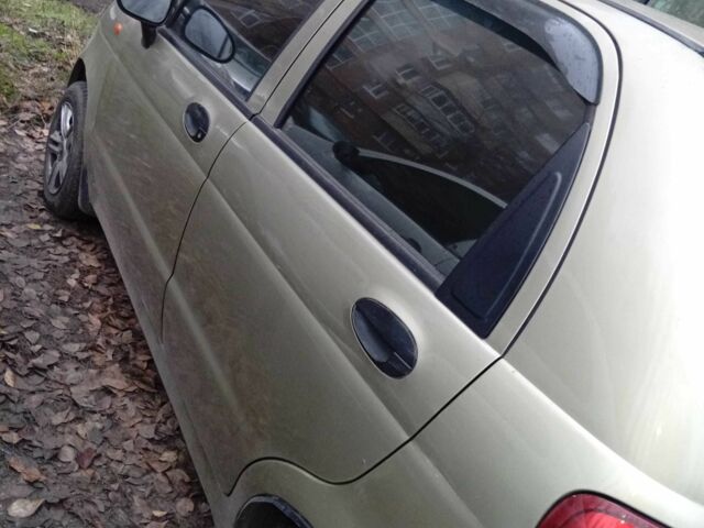 Жовтий Деу Матіз, об'ємом двигуна 0.8 л та пробігом 89 тис. км за 3200 $, фото 3 на Automoto.ua