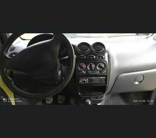 Жовтий Деу Матіз, об'ємом двигуна 0.8 л та пробігом 145 тис. км за 2300 $, фото 5 на Automoto.ua