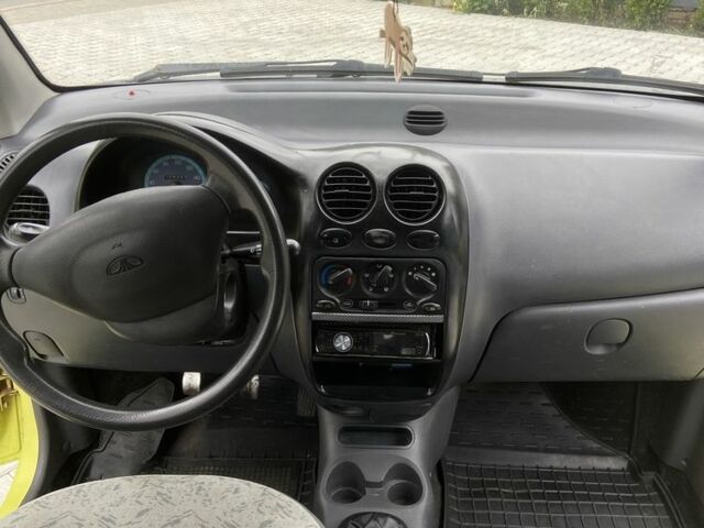 Жовтий Деу Матіз, об'ємом двигуна 0.8 л та пробігом 106 тис. км за 1600 $, фото 19 на Automoto.ua