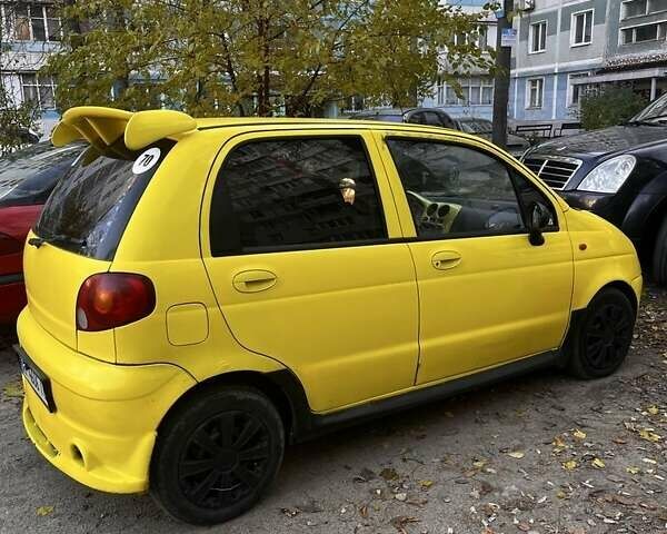 Жовтий Деу Матіз, об'ємом двигуна 0.8 л та пробігом 174 тис. км за 2600 $, фото 5 на Automoto.ua