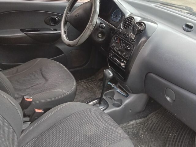 Желтый Дэу Матиз, объемом двигателя 0.8 л и пробегом 120 тыс. км за 2100 $, фото 4 на Automoto.ua