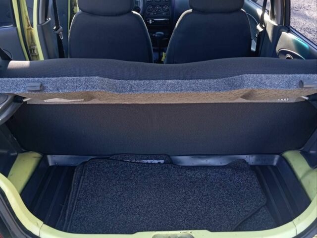 Желтый Дэу Матиз, объемом двигателя 0.8 л и пробегом 125 тыс. км за 3300 $, фото 7 на Automoto.ua