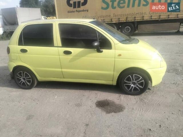 Жовтий Деу Матіз, об'ємом двигуна 0.8 л та пробігом 170 тис. км за 3500 $, фото 2 на Automoto.ua