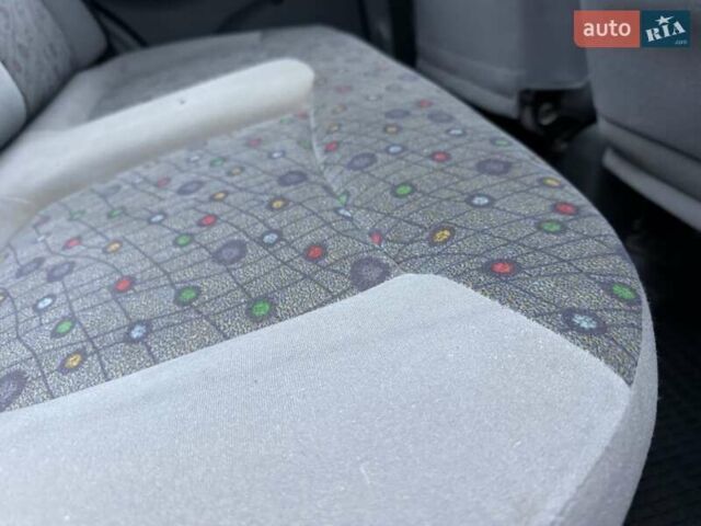 Желтый Дэу Матиз, объемом двигателя 0.8 л и пробегом 115 тыс. км за 1950 $, фото 31 на Automoto.ua