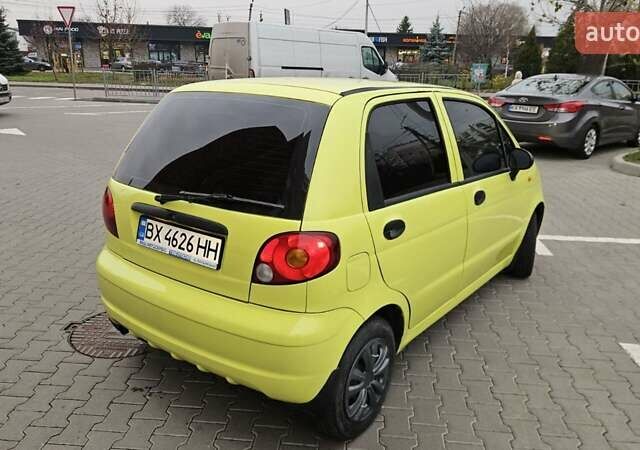Желтый Дэу Матиз, объемом двигателя 0.8 л и пробегом 132 тыс. км за 2750 $, фото 3 на Automoto.ua